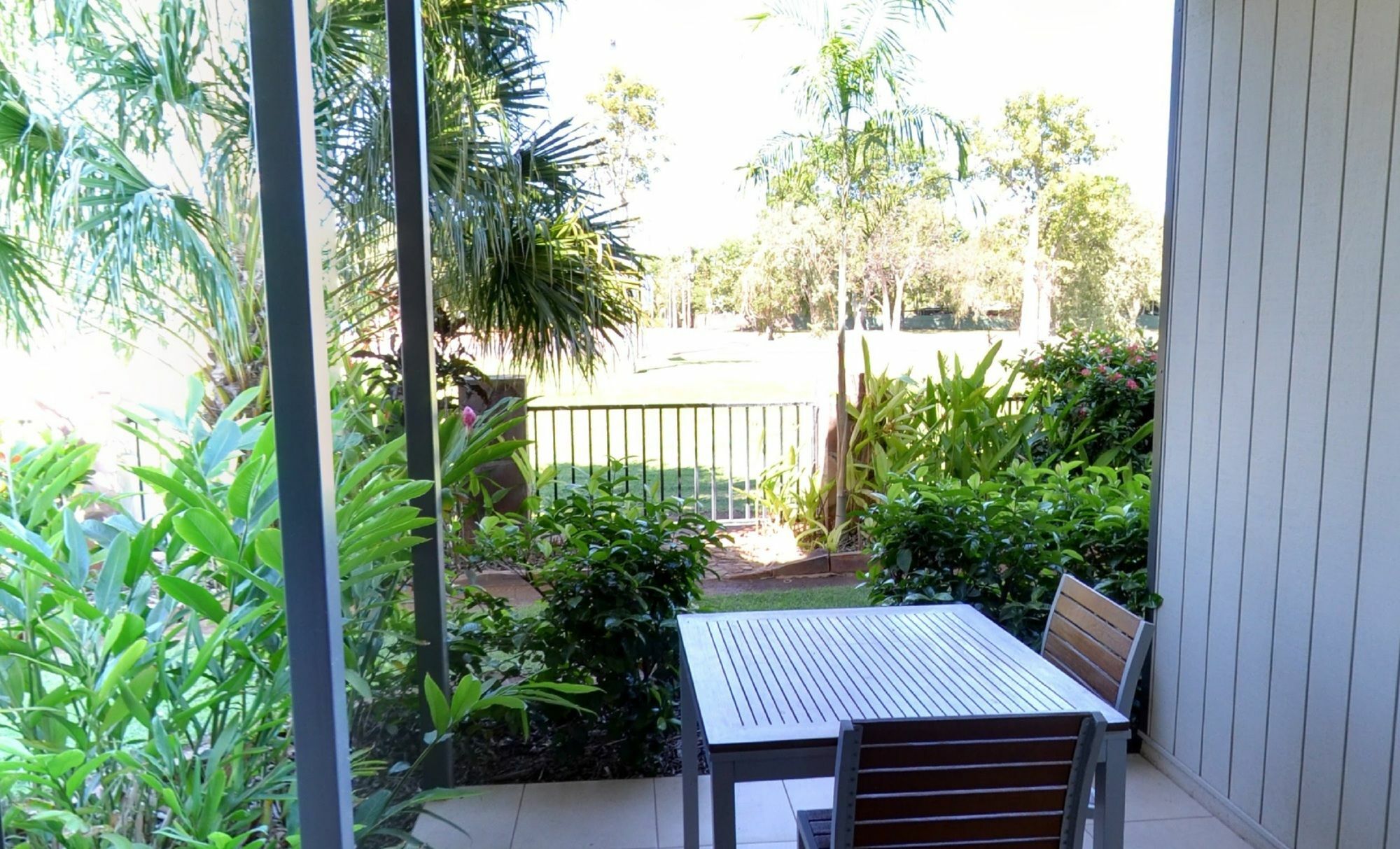 Freshwater East Kimberley Apartments Kununurra Exterior photo